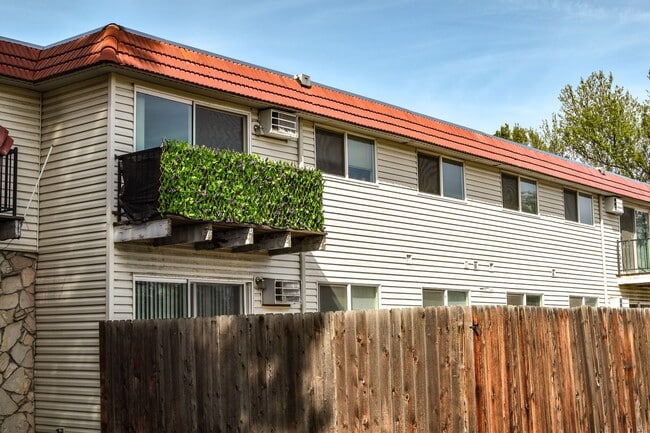 Photo - Casa Grande Apartments