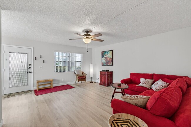 Photo - 406 Piedmont I