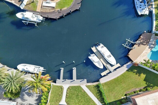 Photo - 840 SE 22nd Ave Unit 4