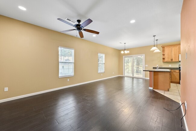 Photo - 68 Richard Dr