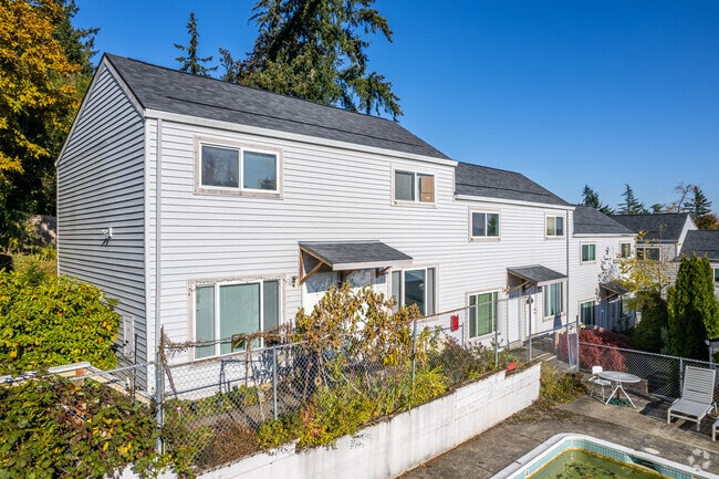 Photo - River Hill Townhomes