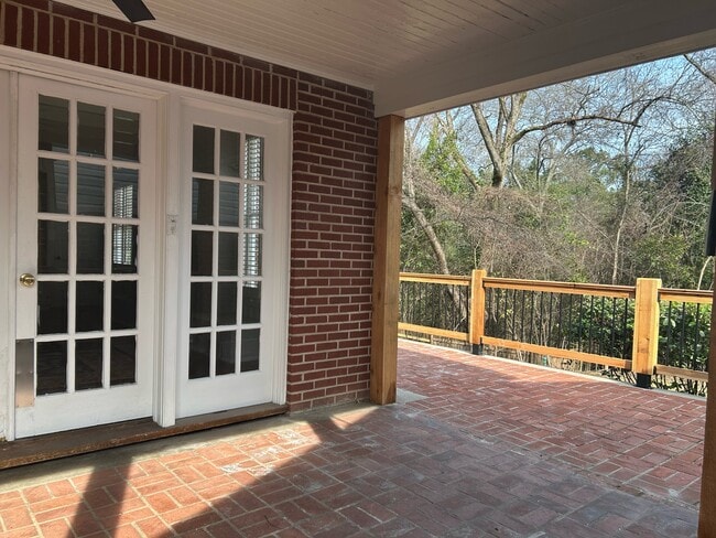 Photo - 1679 S Milledge Ave