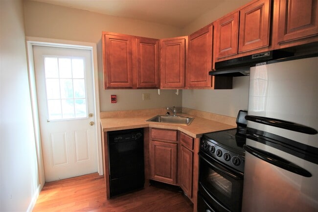 Building Photo - 1314 Walnut St