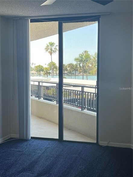Photo - 690 Island Way Unit 208