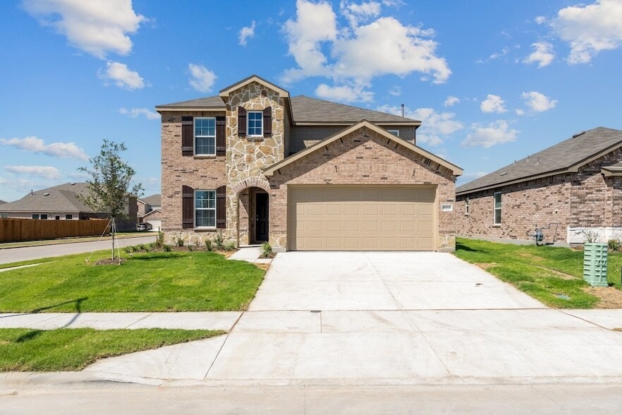 Photo - 16025 Malaya St
