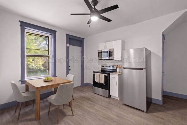 Photo - 510-512-512 Fassen St Unit 510 1f