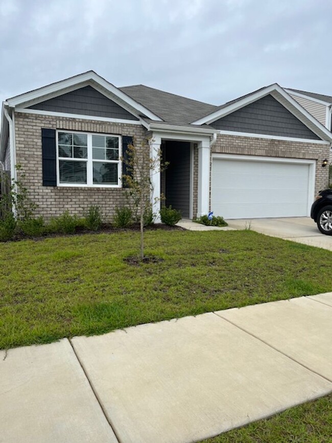 3 Bedroom Home in Waterside Community of S... - 3 Bedroom Home in Waterside Community of S...