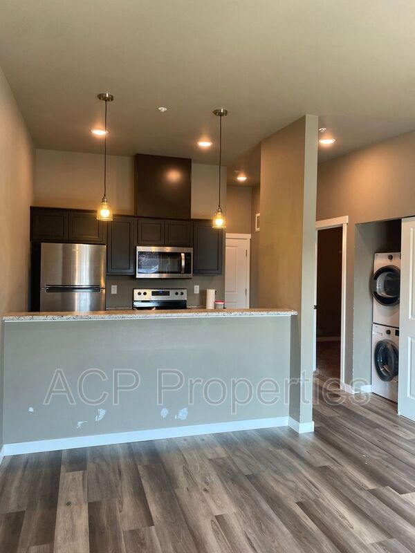 Photo - 2524 Meridian St Unidad 303 Rental