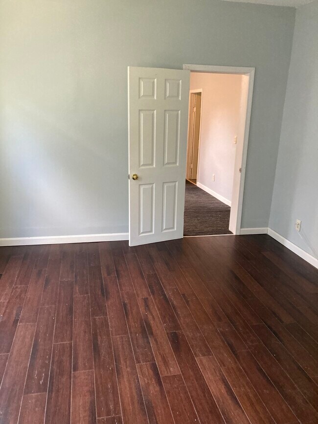 Photo - 6815 Lawn Ave