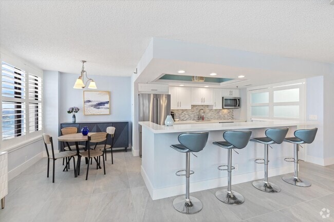 Building Photo - 3115 S Ocean Blvd Unit 302 Rental