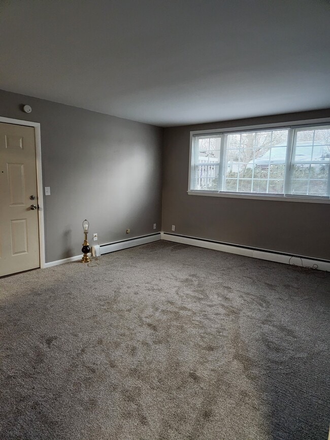 Photo - East Main Unit 917-9