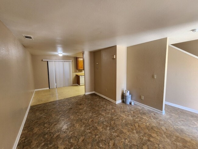 Photo - 1425 Eucalyptus Ave Unit Apartment C