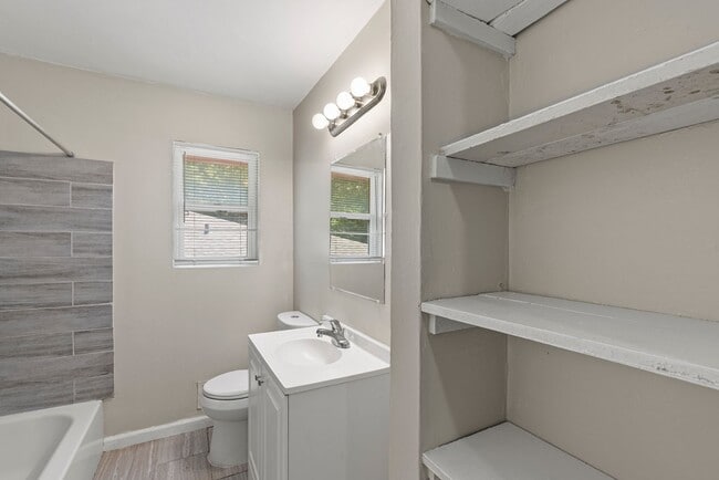 Photo - 1595 Carlisle St NW Unit 2