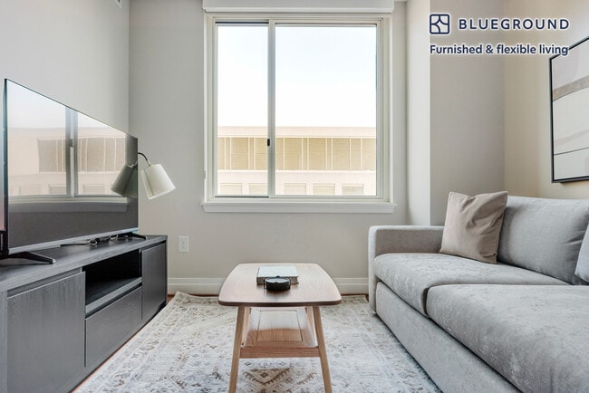 Photo - 2221 I St NW Unidad FL10-ID1217