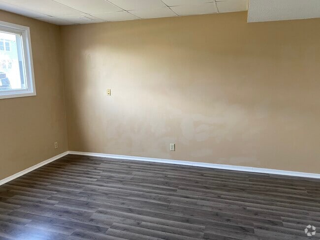 Building Photo - 718 7th St Unit 718 Rental