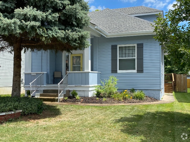 Building Photo - 4124 Millsbrae Ave Rental