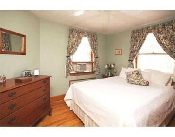 Photo - 116 Floral St Unit 4