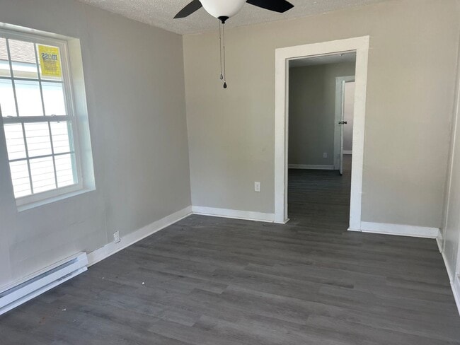 Photo - Grand812-814 Unit Grand812