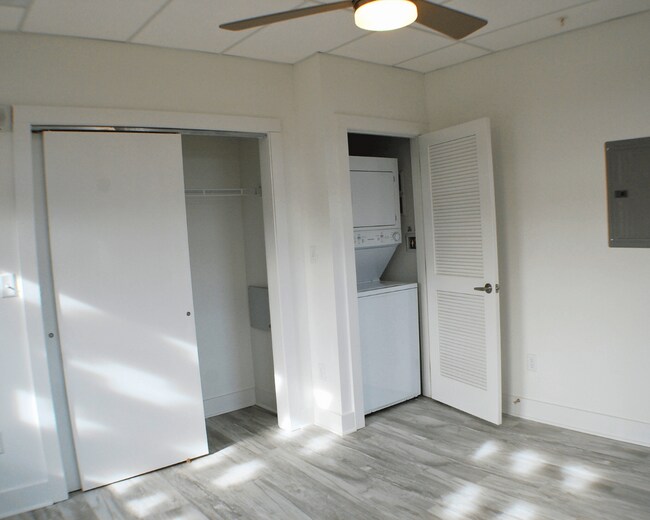 Photo - Hardwicke House