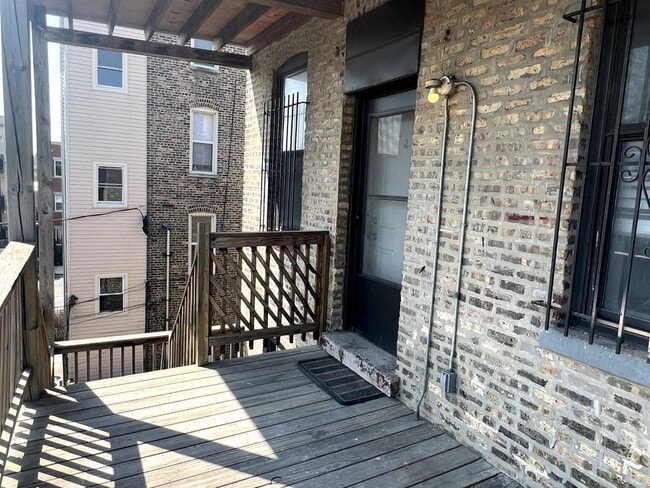 Building Photo - 1007 N California Ave Unit # 03R