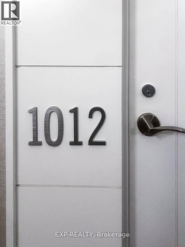 Photo - 830 Lawrence Ave W Unité 1012