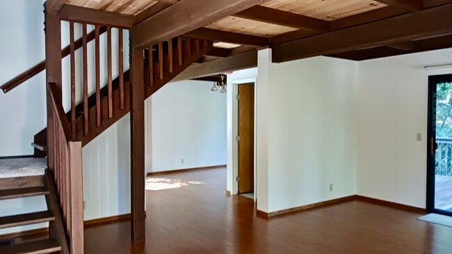 Photo - 10483 Woodside Dr