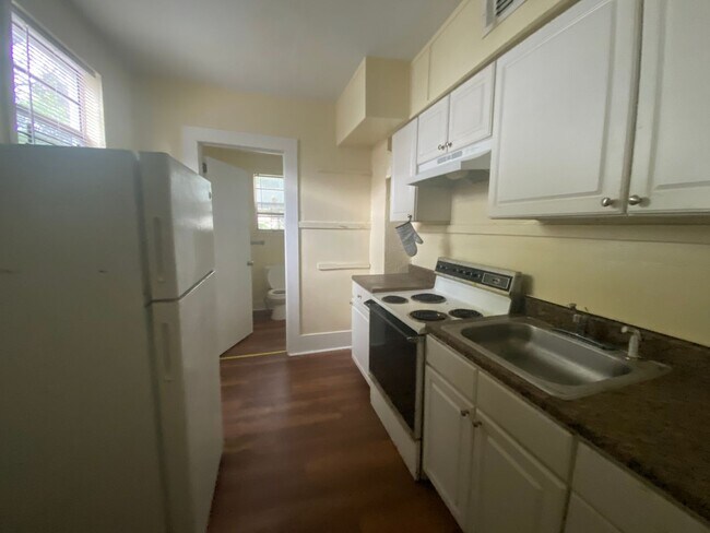 Photo - One Bedroom - Great Location Unit 1207 Atlantic Ave
