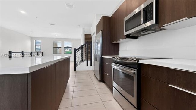 Photo - 10467 NW 82nd St Unit 10467 NW 82nd St # 10