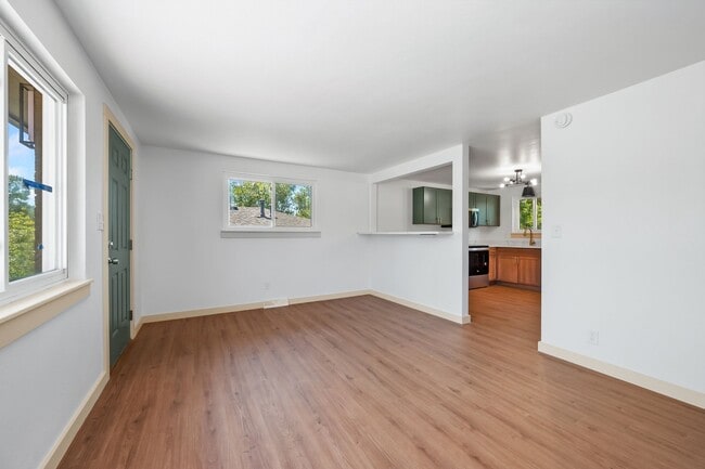 Photo - 1641 Lashley St Unit 1641
