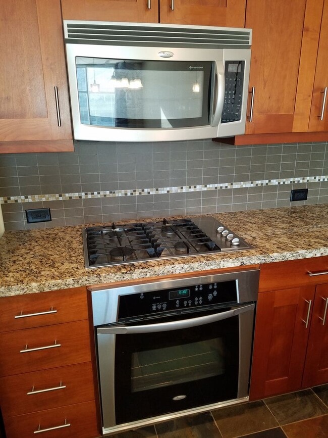 Photo - 1515 Dock St