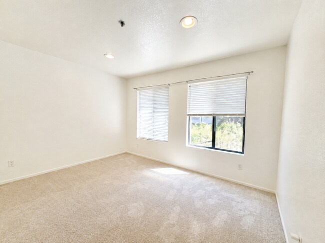 1239 Foothill Blvd Unit 104