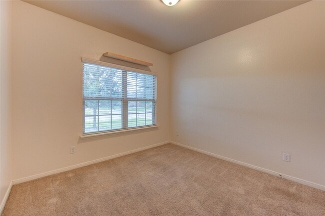 Photo - 734 Mill Spring Ct