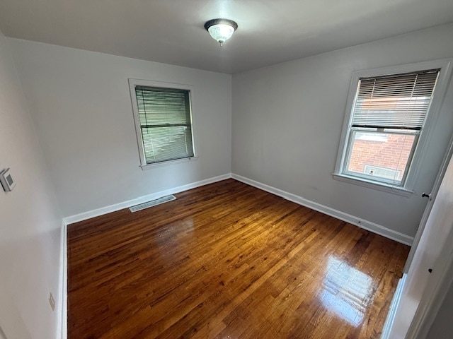 Photo - 5533 Beechwood Ave