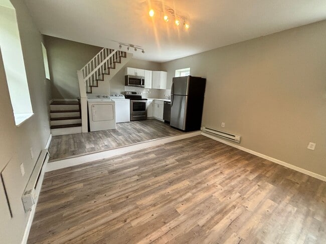 Photo - 177 - 501 Montgomery- Unidad 3