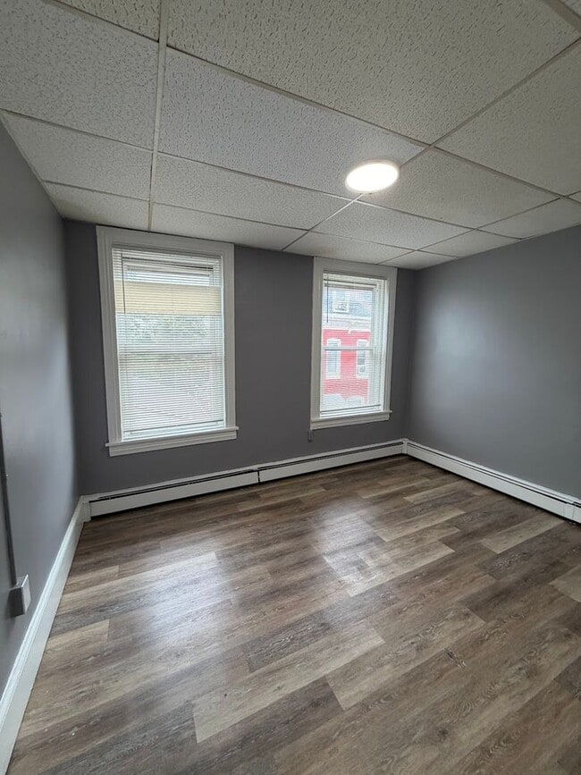 Photo - 211 Mulberry St