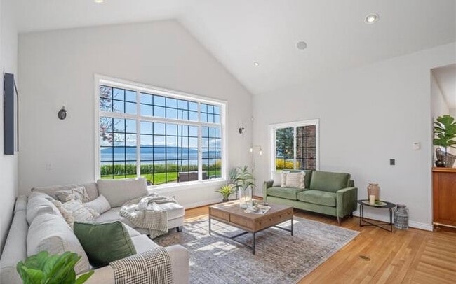 Photo - 3851 Cliffside Dr