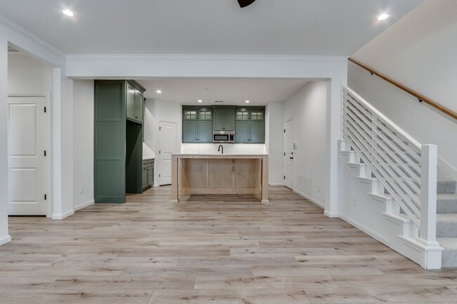 Photo - Welcome to Bungalow Heights! Edmond Townhome w/ Balcony, Yard & Resort Amenities