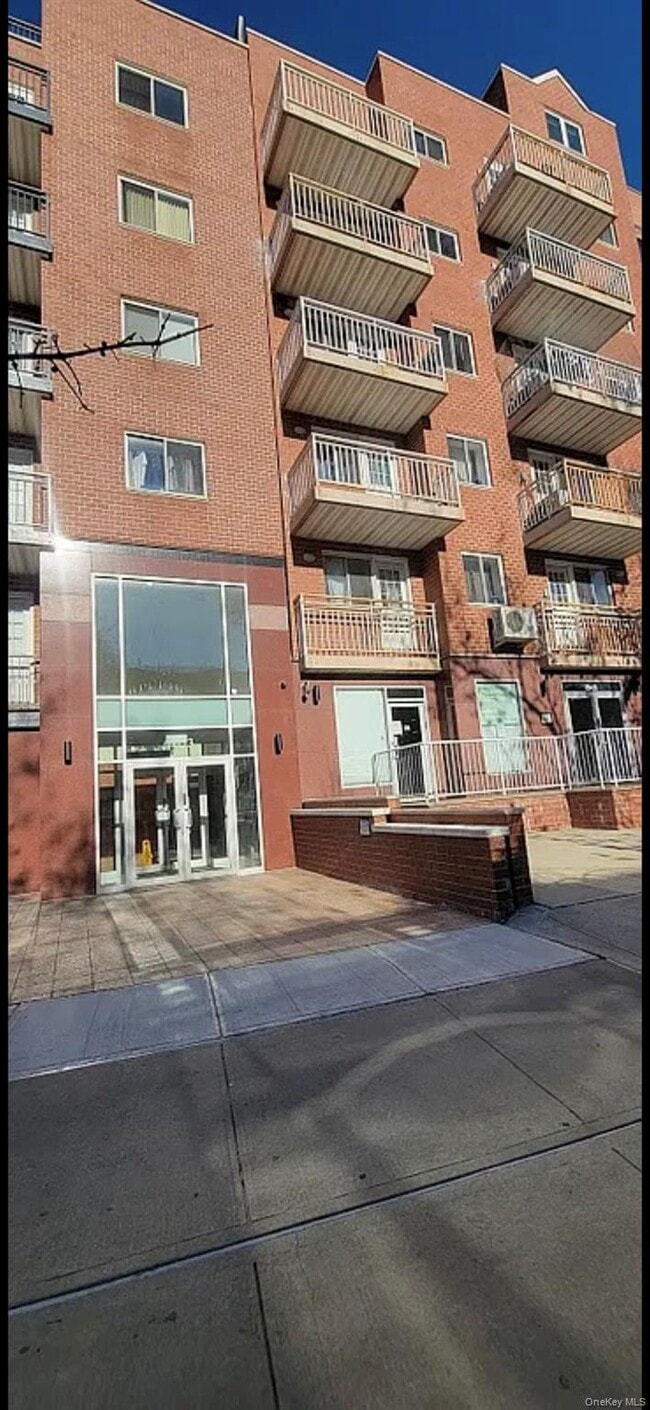 Building Photo - 64-73-73 Austin St Unit 4C