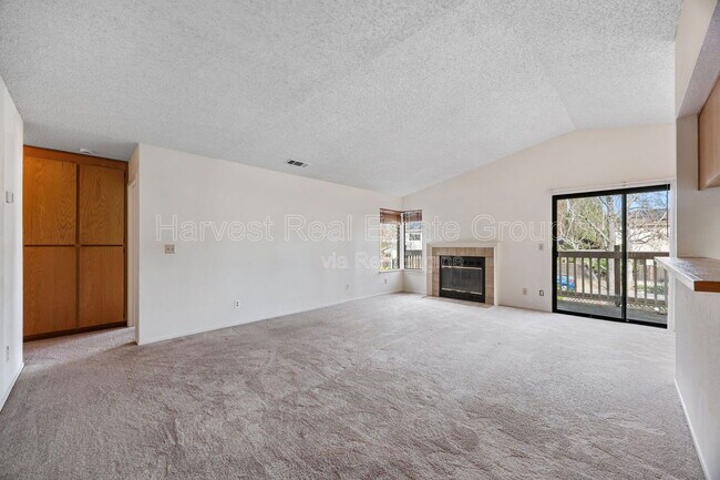 Photo - 38860 Cherry Glen Common Unit 1