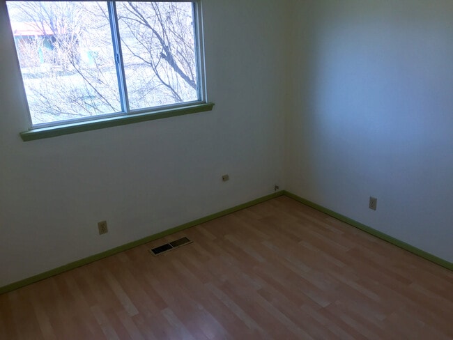 Bedroom 03 - 223 Victor Ct Unit House