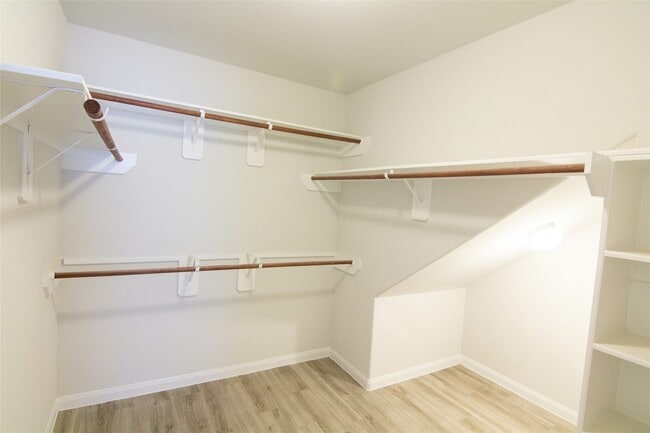 Photo - 18511 Queesborough Creek Rd