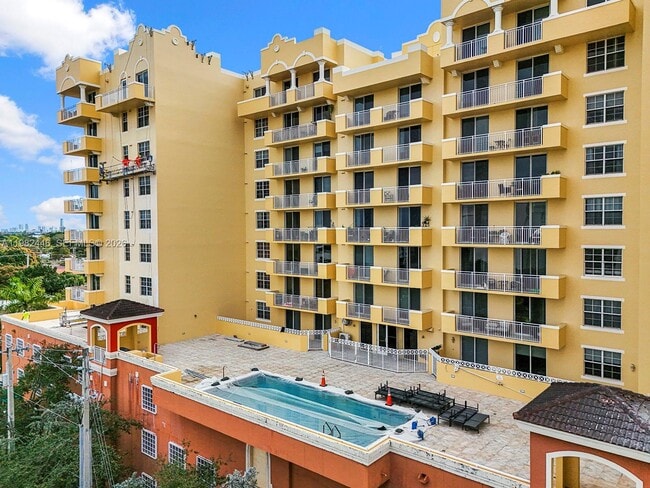 Photo - 215 SW 42nd Ave Unit 801