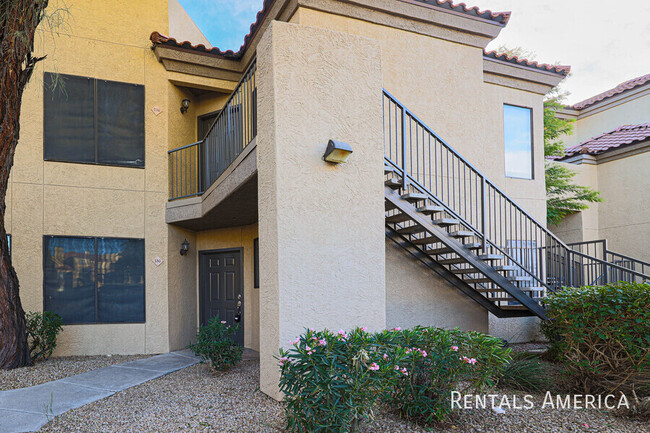 Photo - 4925 E Desert Cove Ave Condominio Unidad 136