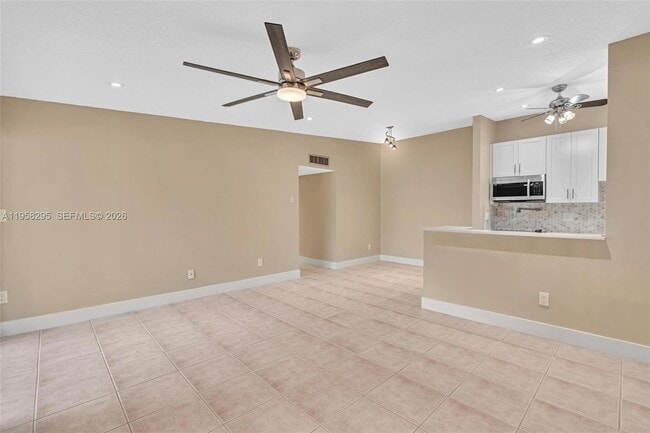 Photo - 9487 W McNab Rd Unidad 205