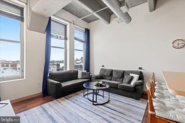 Building Photo - 511 N Broad St Unit 806