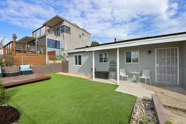 Building Photo - MUST SEE 3 BED 2 BATH HOUSE WITH  UTILITIES INCLUDED, GARAGE & YARD! CALL 6 1 9  8 8 8 5 5 5 4 TO...