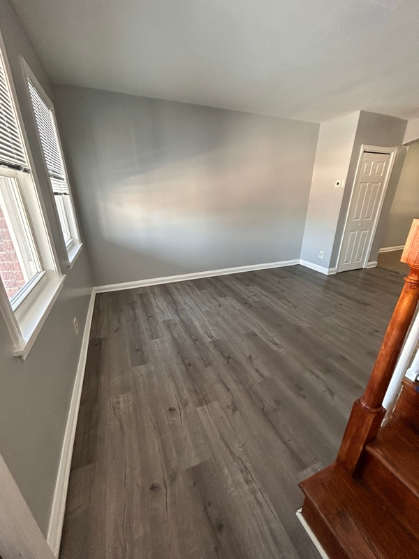 Photo - 6911 Gough St