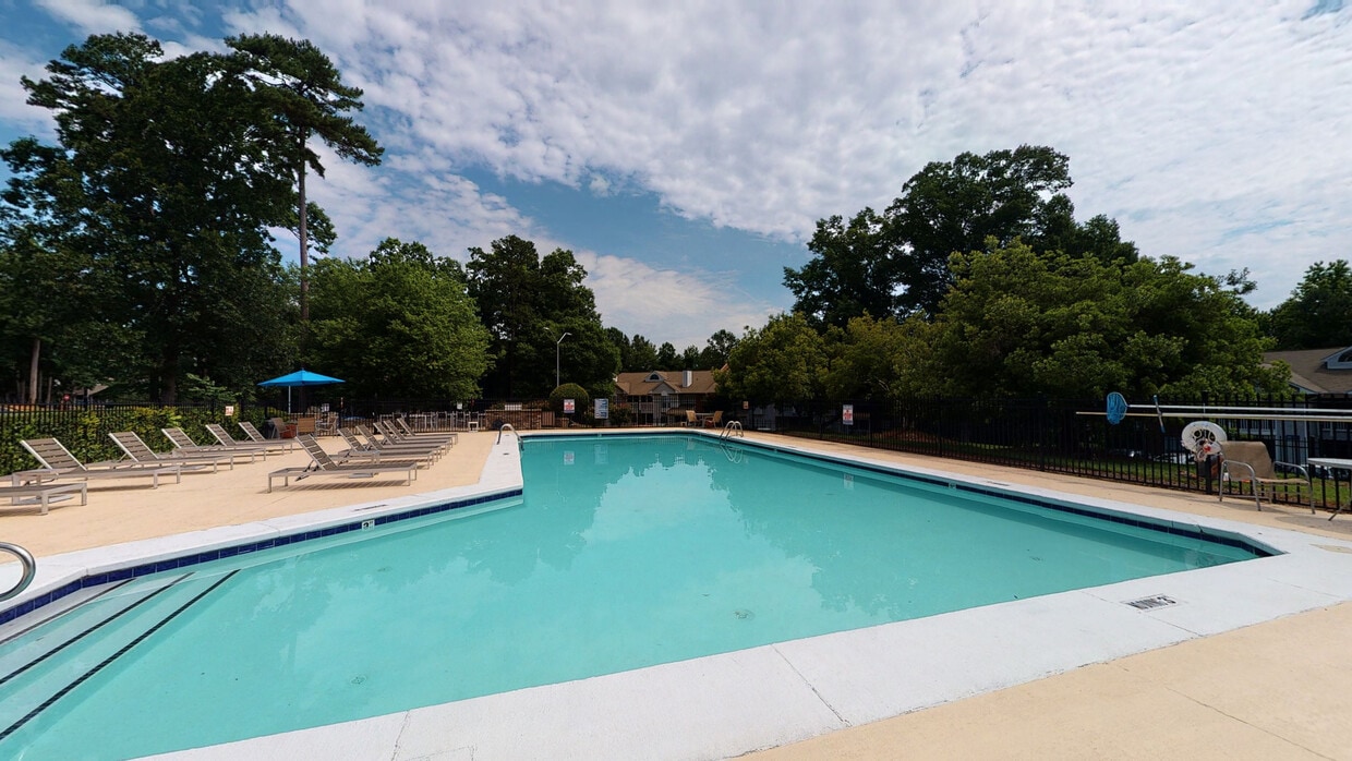Photo - The Summit at Avent Ferry Apartments