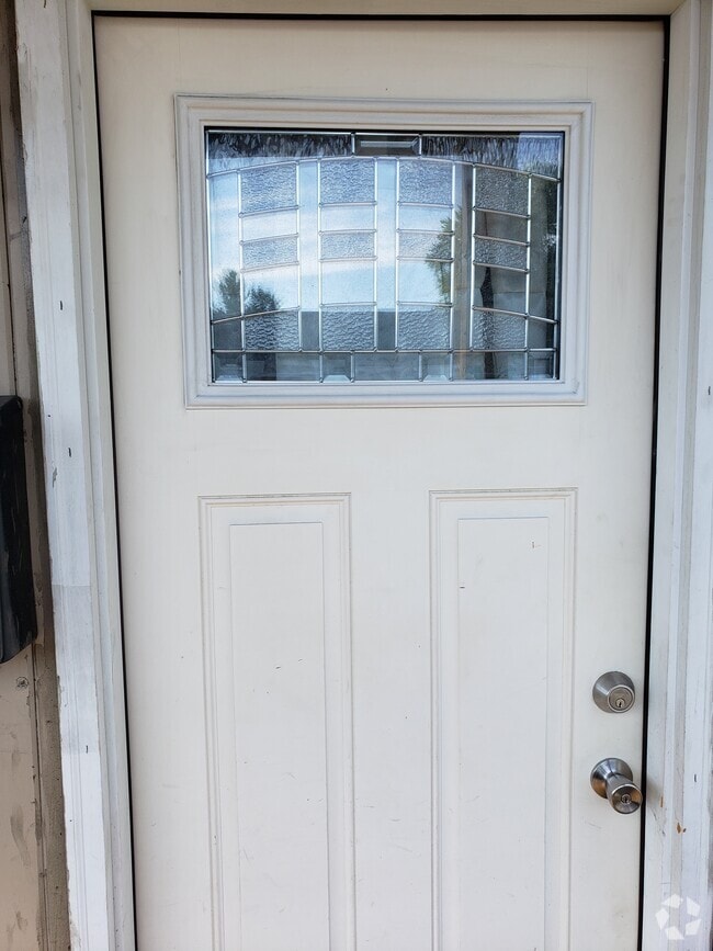 Building Photo - 473 River St Unit 1F Rental
