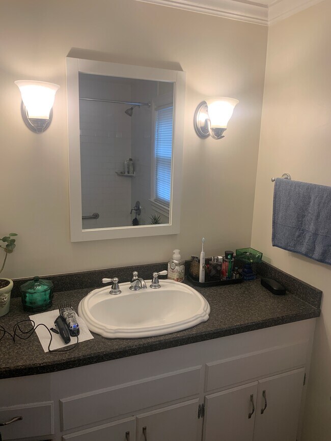 Photo - 80 Heritage Hill Rd Unit C